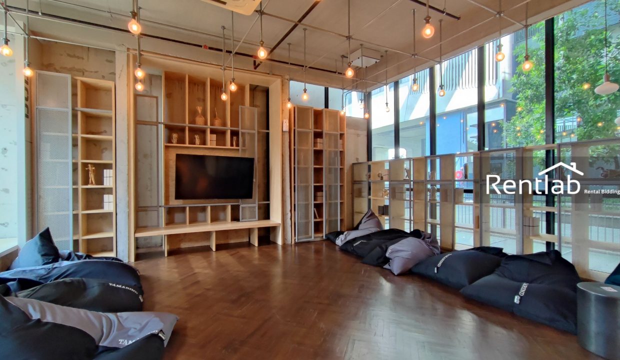 Tamarind Suites Entertainment Room