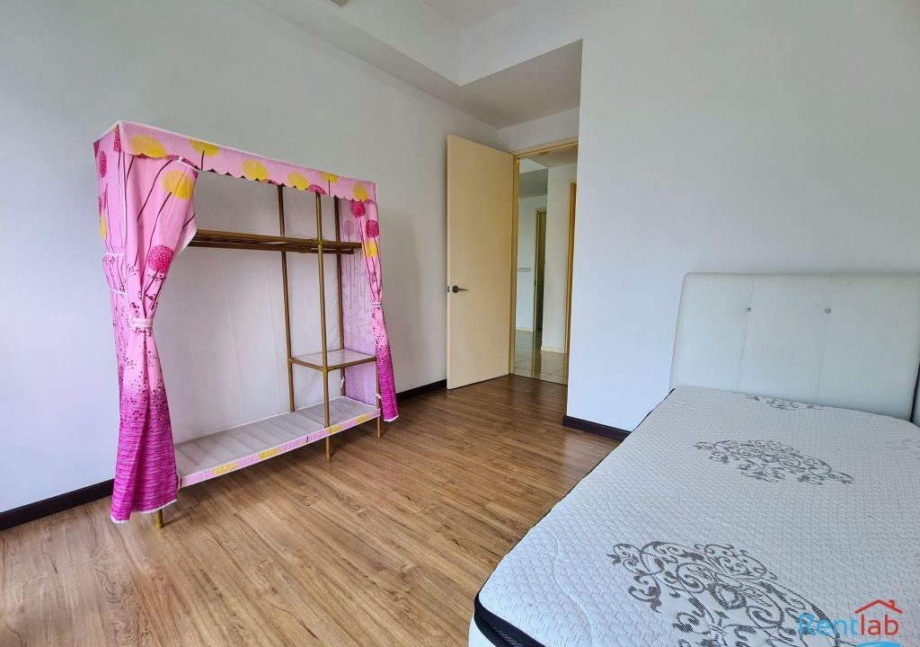 BEDROOM2