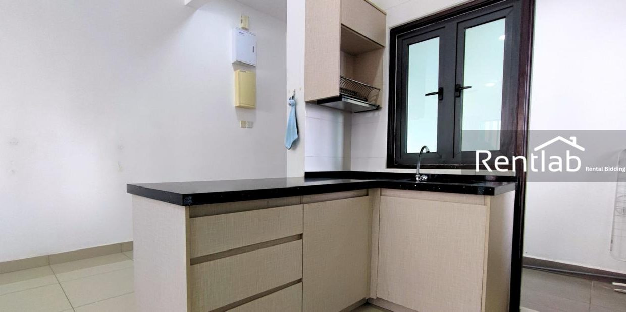 Dry Kitchen